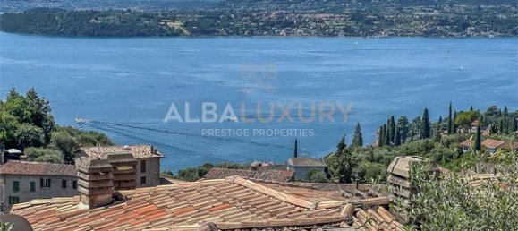 6 rooms Villa in Gardone Riviera, Italy No. 8016 60