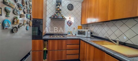 6 rooms Villa in Gardone Riviera, Italy No. 8016 98