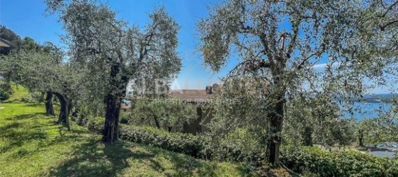 6 rooms Villa in Gardone Riviera, Italy No. 8016 71