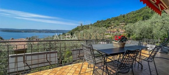 6 rooms Villa in Gardone Riviera, Italy No. 8016 59