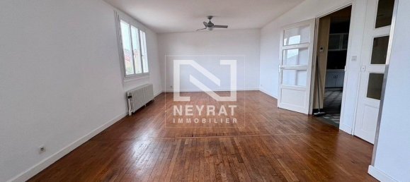 5 bedrooms House in Autun, France No. 200489 22