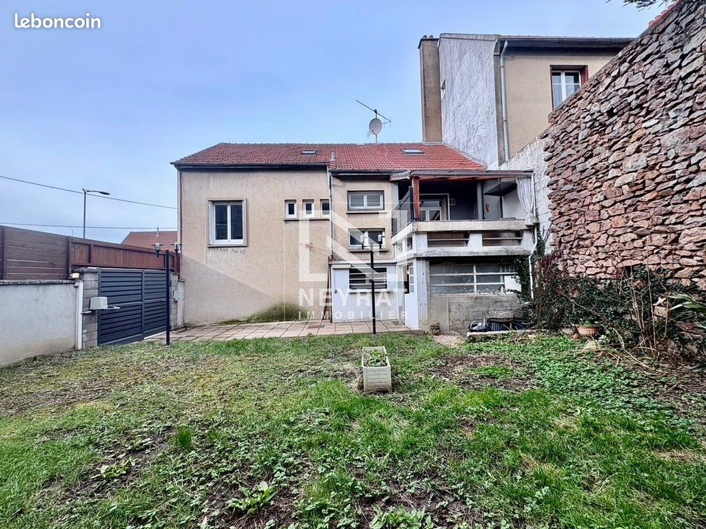 5 bedrooms House in Autun, France No. 200489