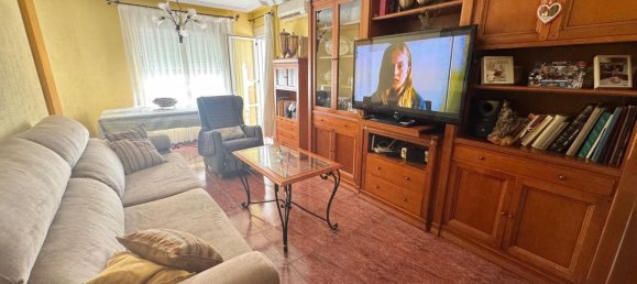 Apartamento de 3 dormitorios en Alicante, Spain No. 160926 11