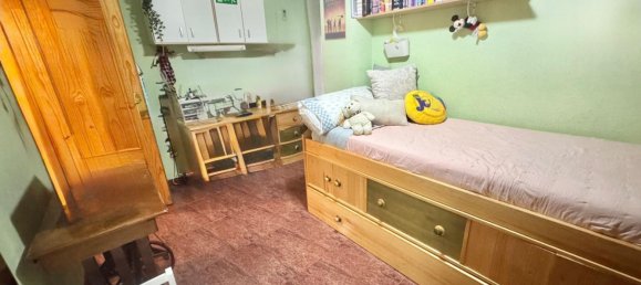 Apartamento de 3 dormitorios en Alicante, Spain No. 160926 18