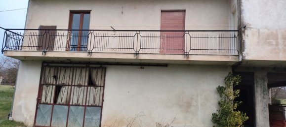 12 rooms House in San Rufo, Italy No. 146640 2