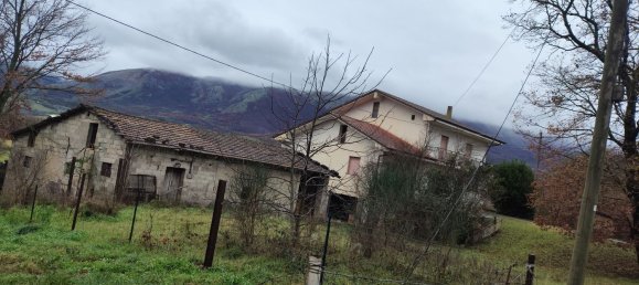 12 rooms House in San Rufo, Italy No. 146640 12