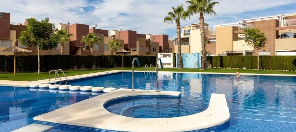 3 غرف نوم منزل في Torrevieja, Spain رقم 188685 34