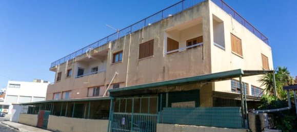 736 m² propiedad comercial en venta en Larnaca, Larnaka, Cyprus № 24513 5