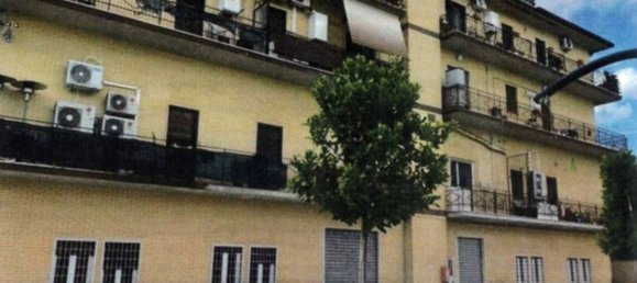 465m² Commercial property in Rome, Italy No. 374720 12