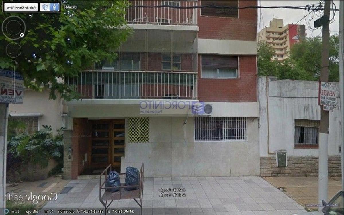 Apartamento de 2 dormitorios en Avellaneda, Argentina No. 7883