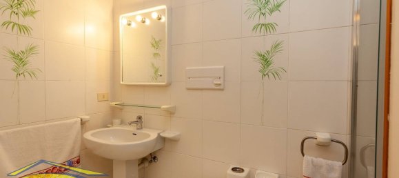 2-salle Appartement à San Teodoro, Italy No. 142933 17