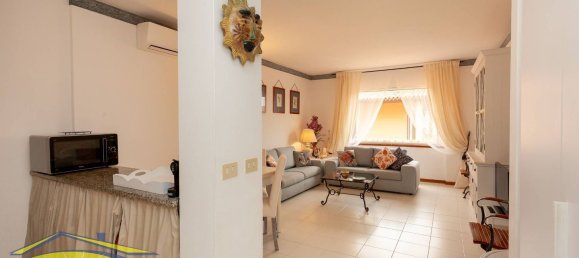 2-salle Appartement à San Teodoro, Italy No. 142933 7