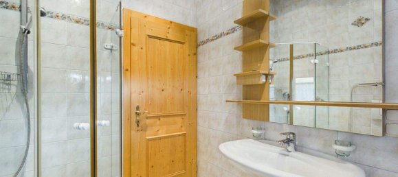 Дом с 8 комнатами в Пизендорф, Австрия № 242239 12