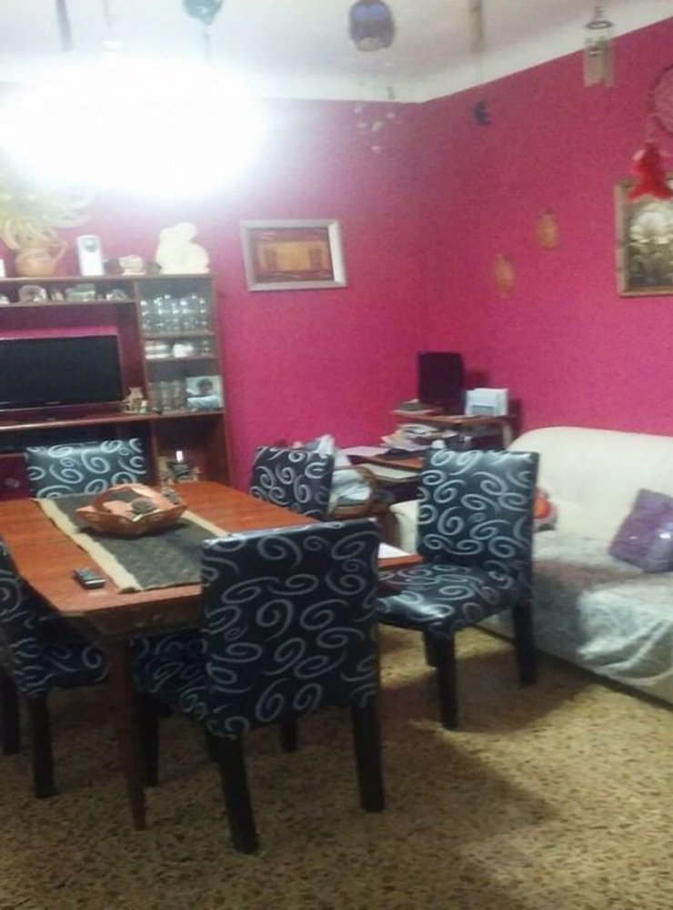 3 bedrooms House in Tres de Febrero, Argentina No. 54077