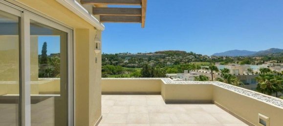 3 غرف نوم بانتهاوس في Marbella, Spain رقم 34804 9