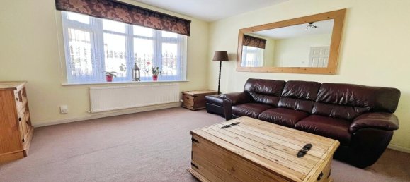 3 Schlafzimmer Haus in Slough, United Kingdom, Nr. 10669 13