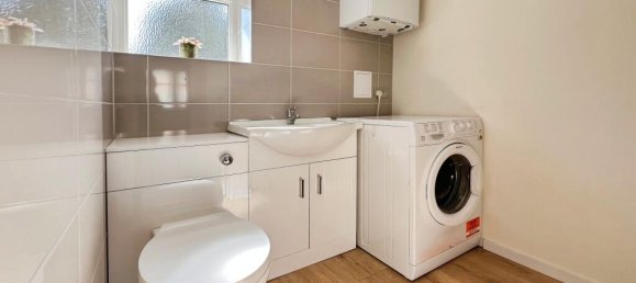 3 Schlafzimmer Haus in Slough, United Kingdom, Nr. 10669 5