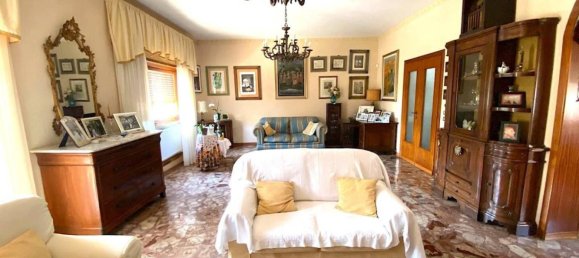 3 bedrooms Villa in San Polo dei Cavalieri, Italy No. 343409 9