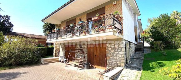 3 bedrooms Villa in San Polo dei Cavalieri, Italy No. 343409 2