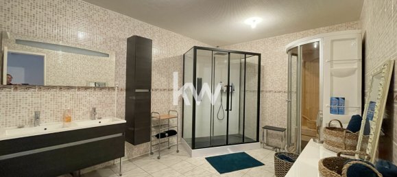 5 chambres Châteaux à Romorantin-Lanthenay, France No. 66150 12