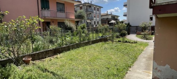 3 rooms Apartment in Schio, Italy No. 263145 5