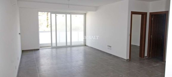 Apartamento T2 em Saint Paul's Bay, Malta N.º 356 2