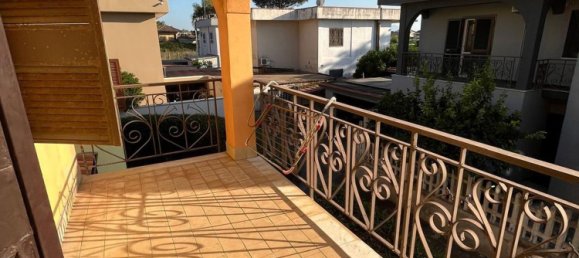 5 Schlafzimmer Villa in Giugliano in Campania, Italy, Nr. 327461 2