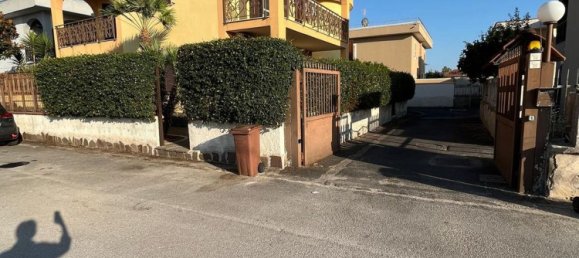 5 Schlafzimmer Villa in Giugliano in Campania, Italy, Nr. 327461 8