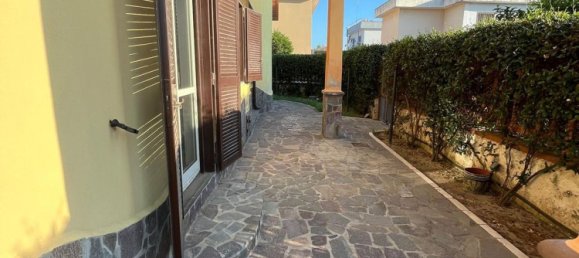 5 Schlafzimmer Villa in Giugliano in Campania, Italy, Nr. 327461 10