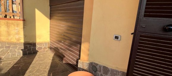 5 Schlafzimmer Villa in Giugliano in Campania, Italy, Nr. 327461 4