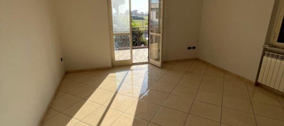 5 Schlafzimmer Villa in Giugliano in Campania, Italy, Nr. 327461 12
