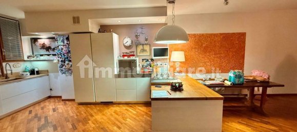 2 Schlafzimmer Wohnung in Lainate, Italy, Nr. 196950 7