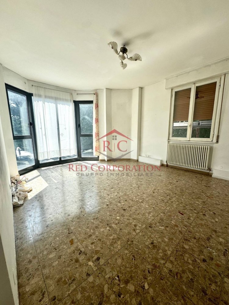 2 غرف نوم شقة في Reggio Emilia, Italy رقم 277362