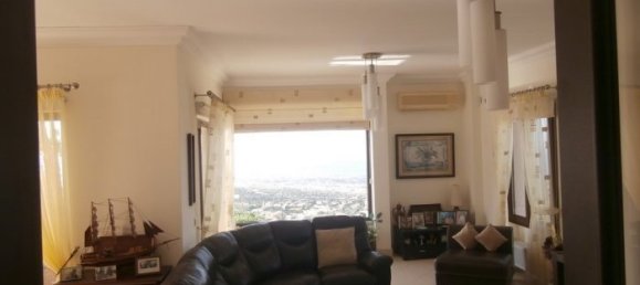 5 Schlafzimmer Haus in Tala, Cyprus, Nr. 9860 3