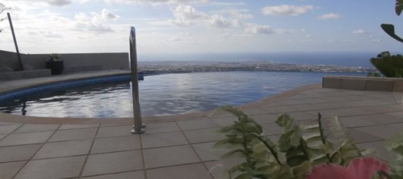 5 Schlafzimmer Haus in Tala, Cyprus, Nr. 9860 2