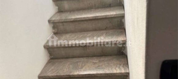 6 غرف نوم شقة في Gazzada Schianno, Italy رقم 269611 4