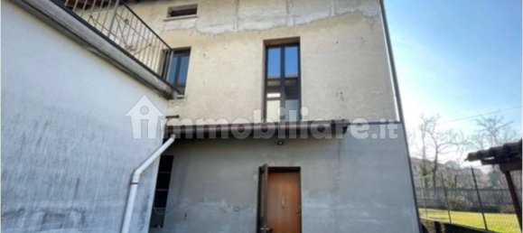 6 غرف نوم شقة في Gazzada Schianno, Italy رقم 269611 3