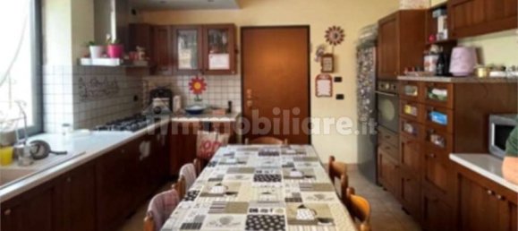 6 غرف نوم شقة في Gazzada Schianno, Italy رقم 269611 7