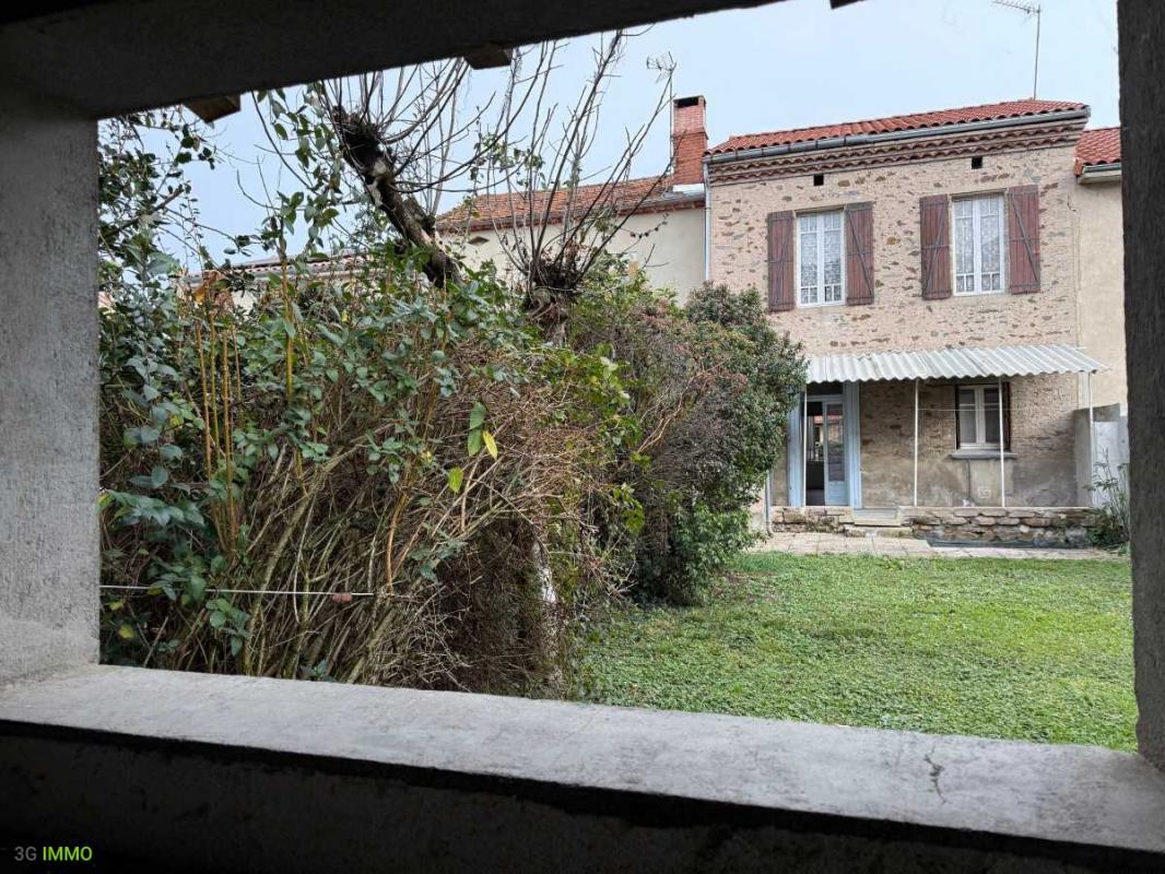 2 bedrooms House in Saint-Juery, France No. 203275