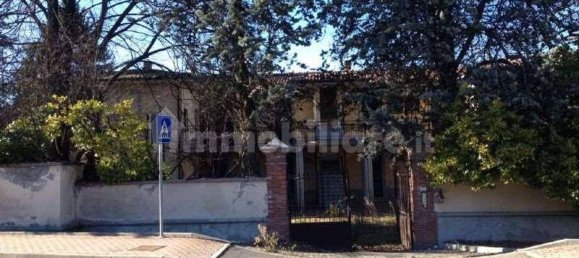 5 rooms Building in Ponte dell'Olio, Italy No. 83172 2