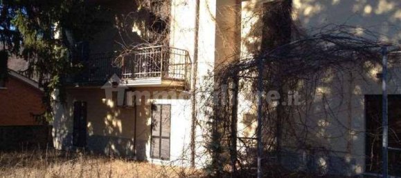 5 rooms Building in Ponte dell'Olio, Italy No. 83172 4