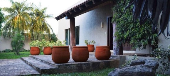 4 bedrooms House in Yucatan, Mexico No. 174791 2