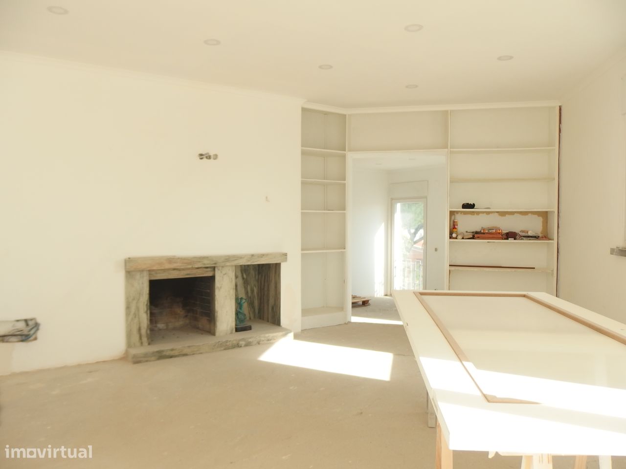 5 bedrooms House in Amadora, Portugal No. 215319