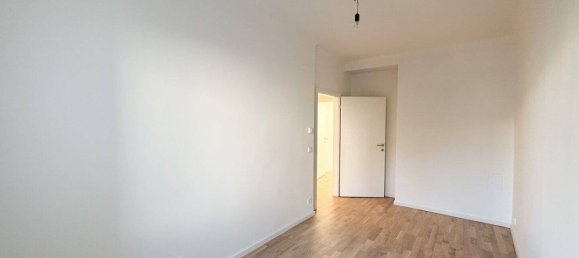 3غرفة شقة في Wahring, Austria رقم 159163 9