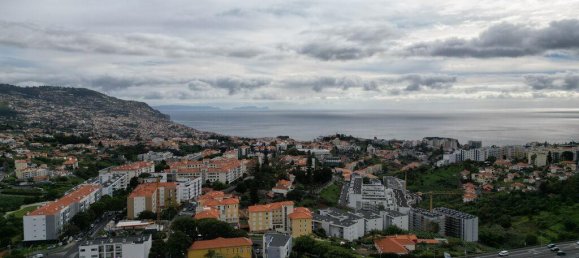 2 bedrooms Villa in Funchal, Portugal No. 124594 4