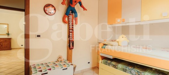 2 bedrooms Apartment in Pinerolo, Italy No. 219254 8