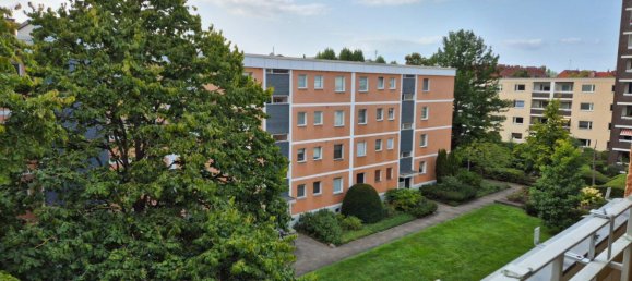 Квартира с 2 комнатами в Вильгельмштадт, Германия № 266974 2