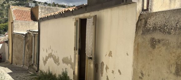 Casa de 4 habitaciónes en Modica, Italy No. 154468 28