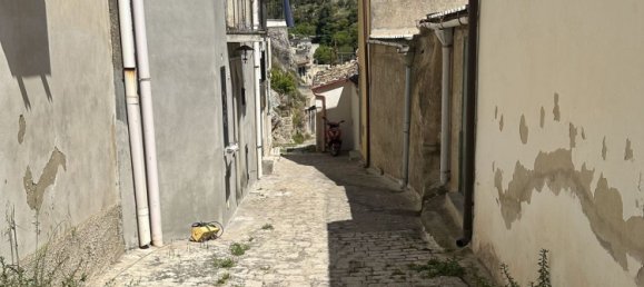 Casa de 4 habitaciónes en Modica, Italy No. 154468 27