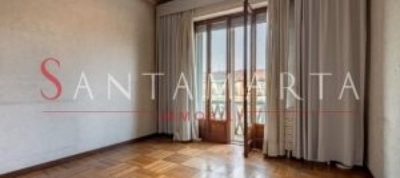 2 bedrooms Apartment in Milan, Italy No. 243503 32